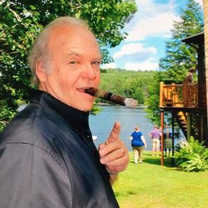 Meet your Posher, Carl